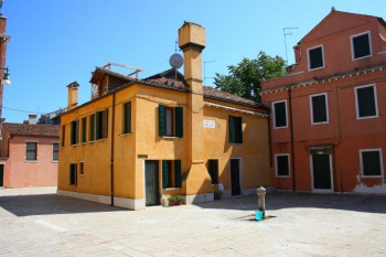 Esterno