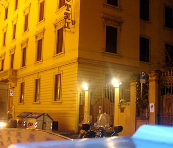 L'esterno di notte