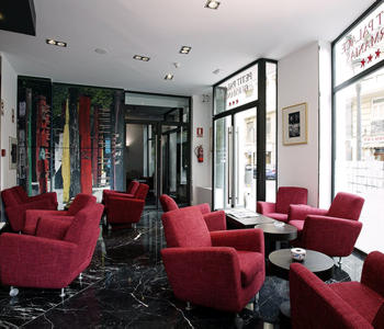L'atrio dell'hotel
