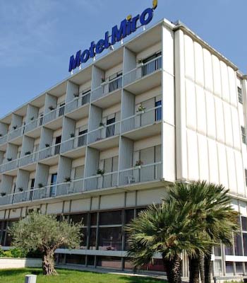 Esterno