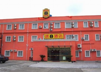 Esterno