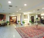 L'atrio dell'hotel L'atrio dell'hotel
