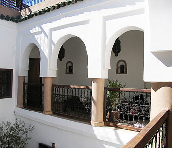 Esterno