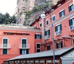 La facciata La facciata