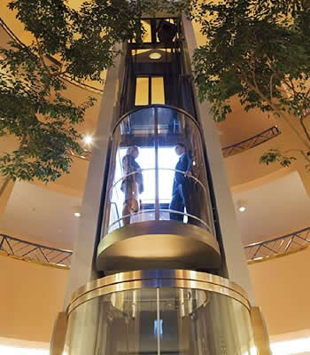 L'atrio dell'hotel