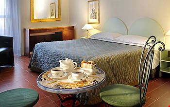 Camera Doppia Camera Doppia