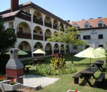 Esterno