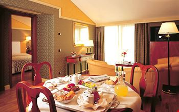 Suite Suite