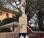 L'esterno L'esterno