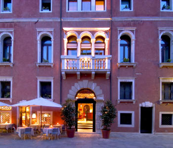 La facciata