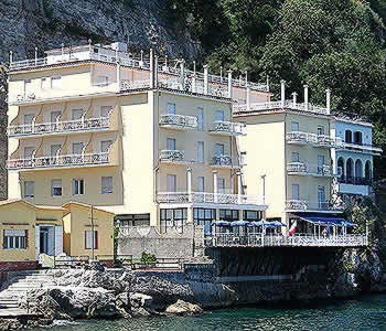 La facciata
