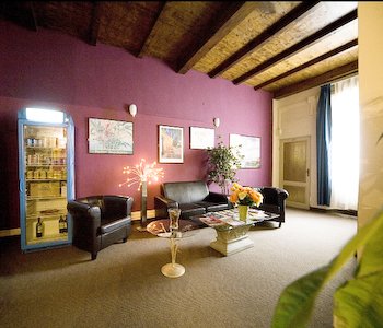 Salone