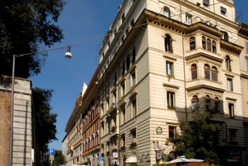 Esterno