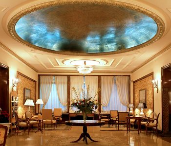 L'atrio dell'hotel