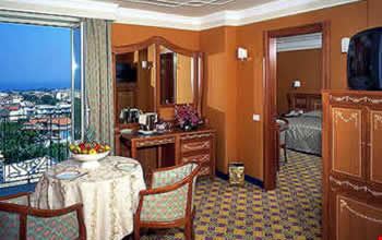 Suite Suite