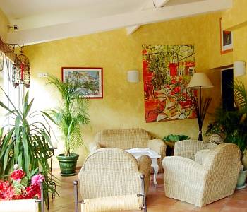 Salone