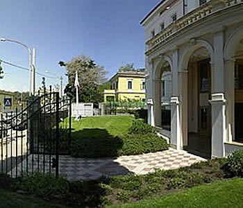 La facciata