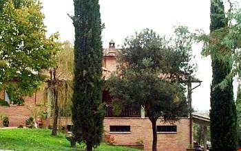 Agriturismo - L'esterno Agriturismo - L'esterno
