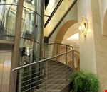 L'atrio dell'hotel L'atrio dell'hotel