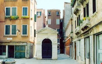 La facciata La facciata