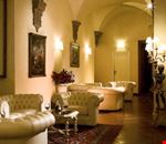 L'atrio dell'hotel L'atrio dell'hotel