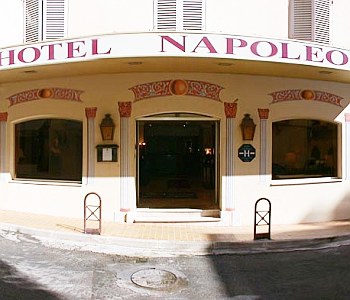 La facciata