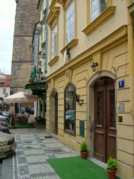 Esterno