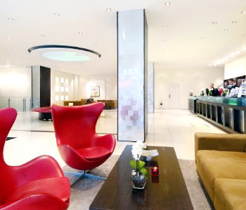 L'atrio dell'hotel