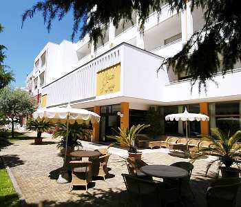 Esterno