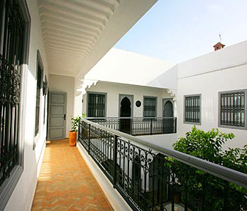 Esterno
