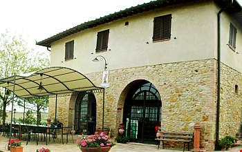Agriturismo - L'esterno Agriturismo - L'esterno