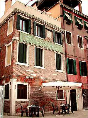 La facciata