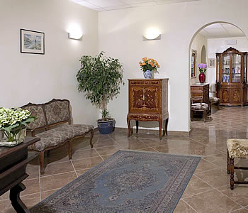 L'atrio dell'hotel
