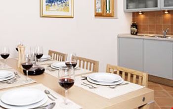 Cucina Cucina