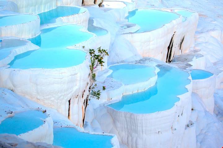 Piscine naturali nel mondo: dove sono le 10 più belle | PaesiOnLine