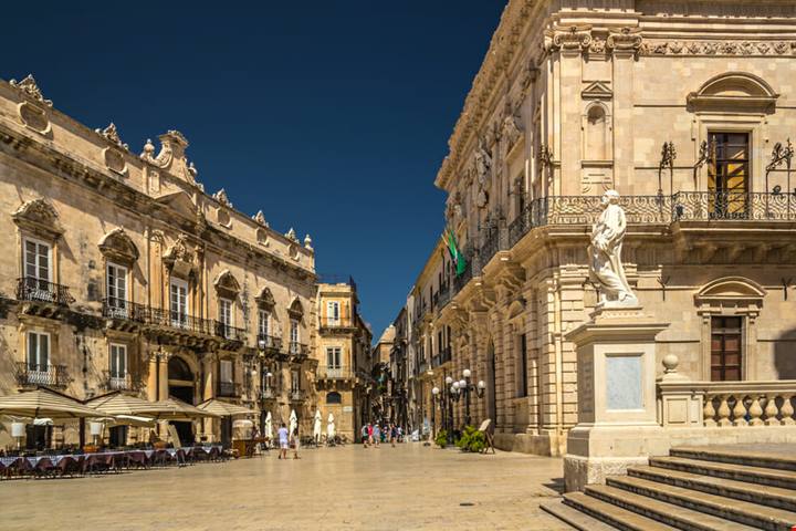 On the road nella Sicilia orientale: alla scoperta dei luoghi più belli dell'isola più grande d'Italia