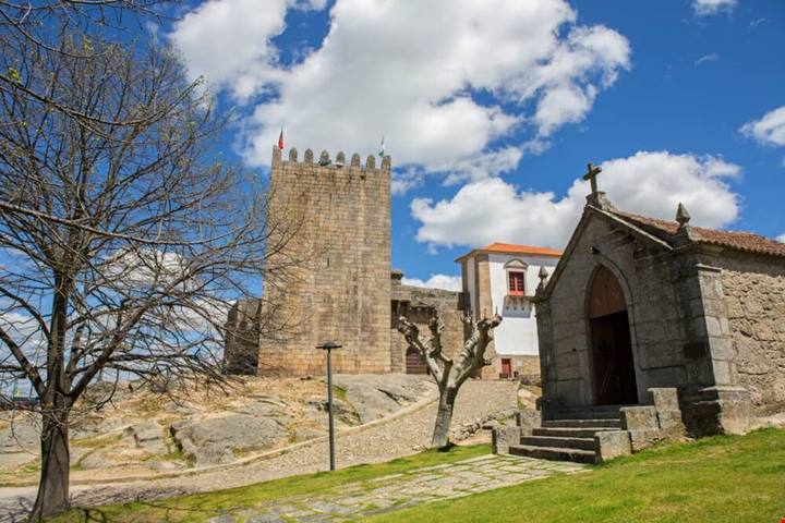 Dal borgo-anfiteatro alla città stellata che sembra Palmanova: quali sono i borghi da fiaba del Portogallo