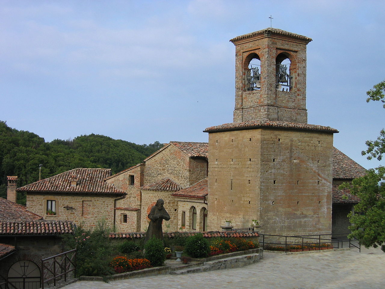 1280px-Eremo_di_butrio_-_002