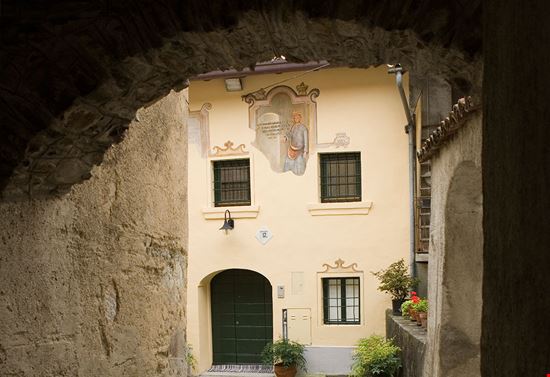 Un Paese in Posa - Gh'eva una volta a Barni ... Barni