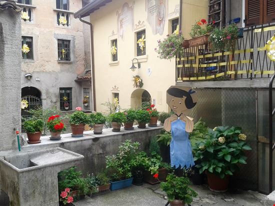 Un Paese in Posa - Gh'eva una volta a Barni ... Barni