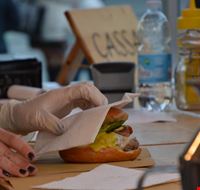 hamburger.jpg hamburger.jpg