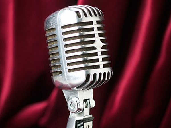 giovedi_9_giugno_apericena_con_musica_live_aperitivo_musica_e_buffet