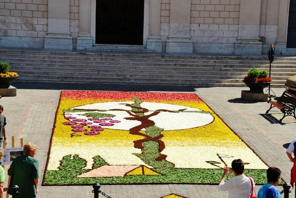 piazza_duomo_infiorata_2010