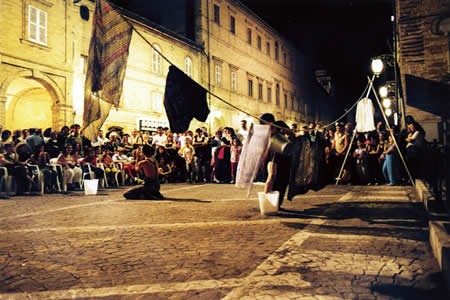 un_esibizione_durante_il_veregra_street