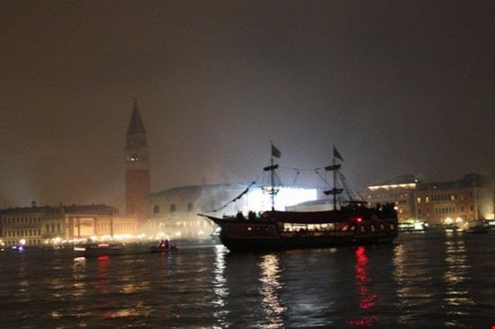 MASKS GO ON: carnevale a bordo del Galeone Veneziano Venezia