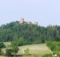 castello_di_montalto_pavese castello_di_montalto_pavese