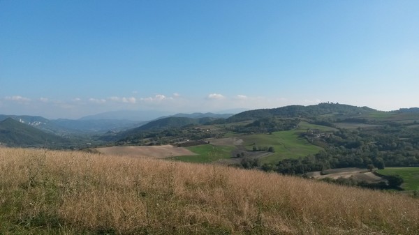 panorama_sul_castello_di_pozzol_groppo