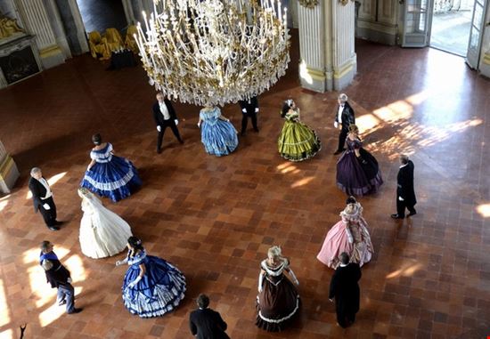 Life, vita di corte Stupinigi