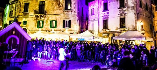 Borgo delle Meraviglie - Pettole e frittele in sagra Polignano a Mare