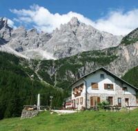 rifugio_lunelli rifugio_lunelli